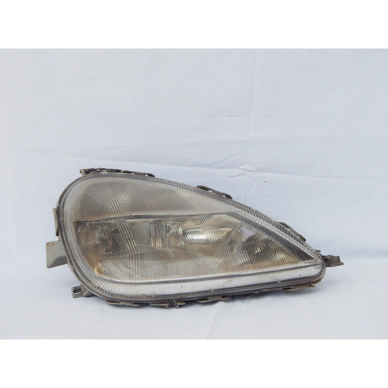 Original Class A Headlight Passenger Right 1999 2002