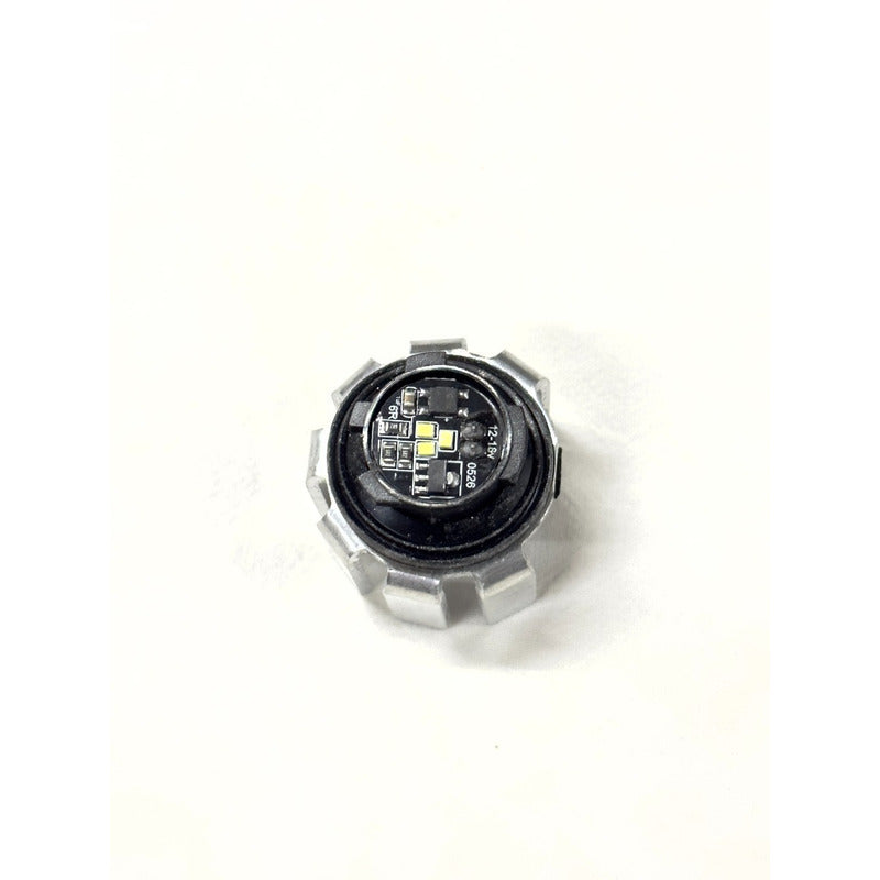 Lampada Da Luz Re Led Toyota Hilux Corolla Yaris 2021 A 2023
