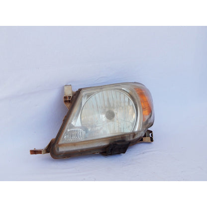 Toyota Hilux Headlight Flashing Orange Original Left 2005 2008