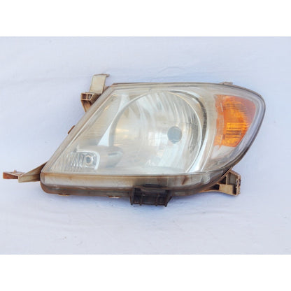 Toyota Hilux Headlight Flashing Orange Original Left 2005 2008